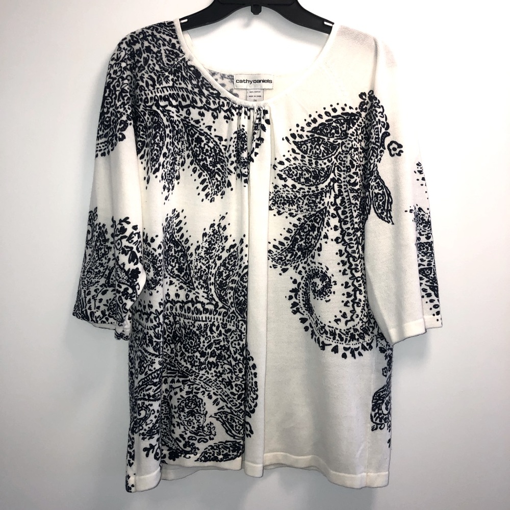 EUC Women’s Cathy Daniels Sweater - Picture 1 of 8